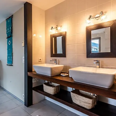 Confort - Piscine - Montagnes - - Parking Appartamento